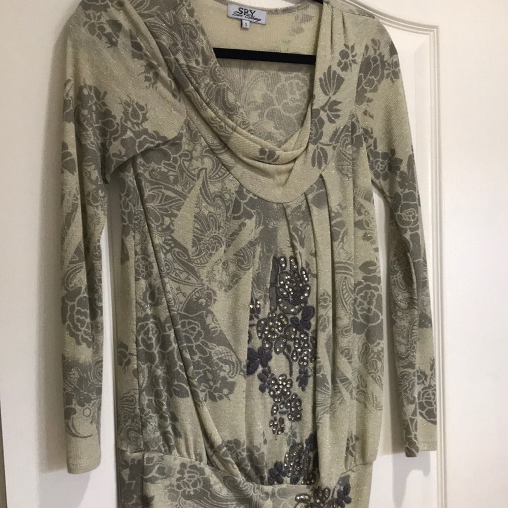 Spy Woman’s top